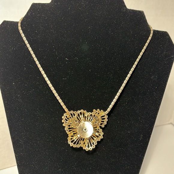 VTG Starburst Floral Rhinestone Pendant Necklace Layered 16” Filigree Gold Tone - Picture 6 of 9